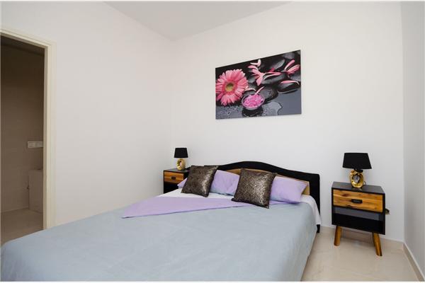 Apartment A2, for 6 persons