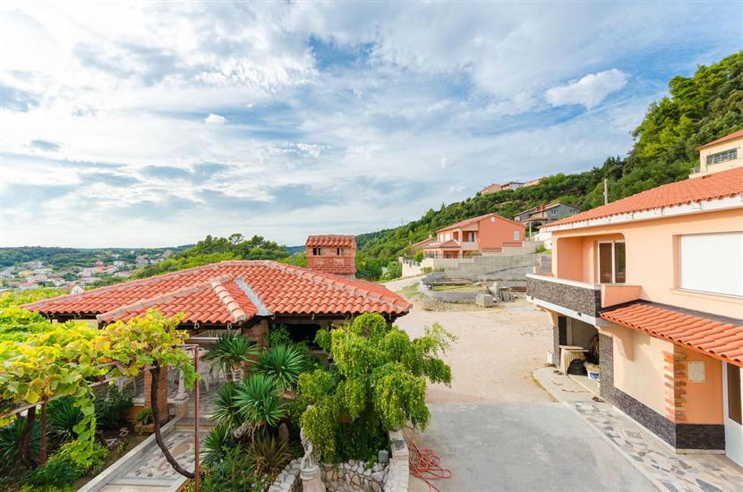 Apartment A2, for 6 persons