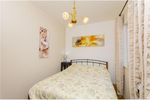 Apartment A1, for 4 persons