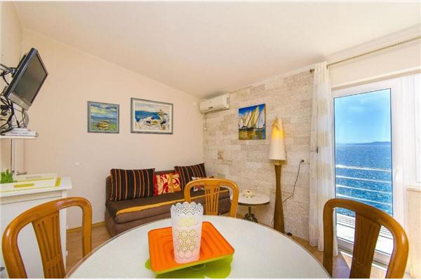 Apartment A2, for 4 persons