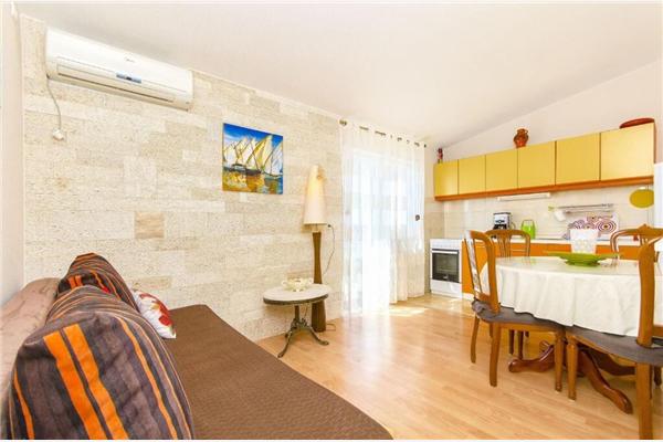 Apartment A2, for 4 persons