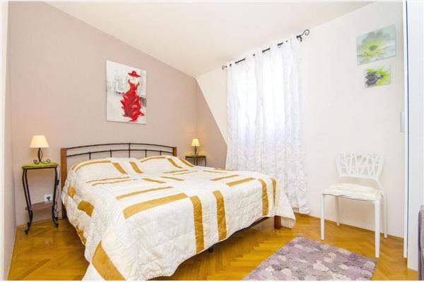 Apartment A2, for 4 persons