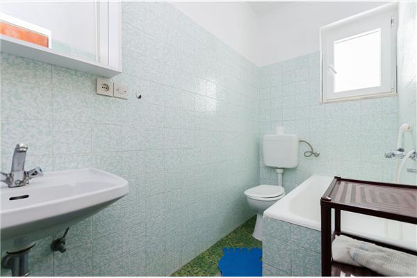 Apartment A1, for 6 persons