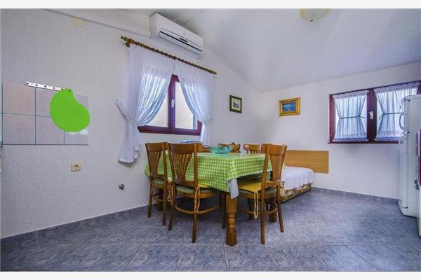 Appartement A1, pour 5 personnes