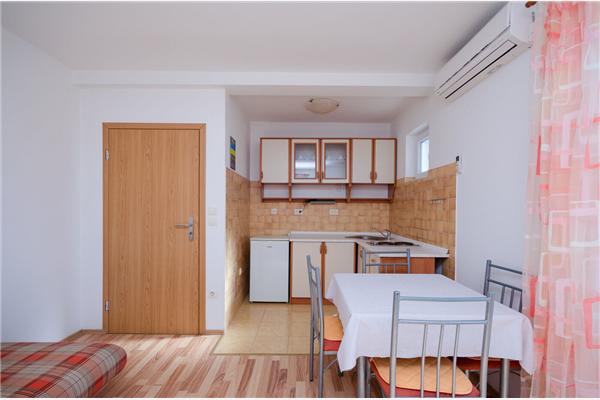 Apartment A2, for 4 persons