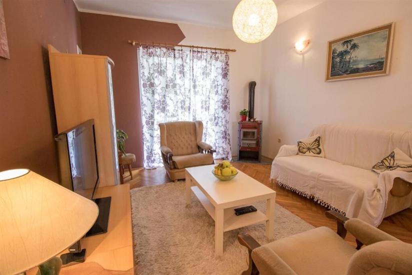 Apartment A1, for 5 persons