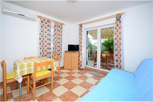 Apartment A1, for 4 persons