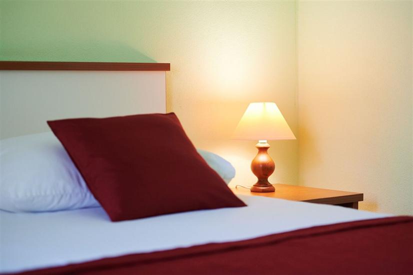 Room S1, for 2 persons