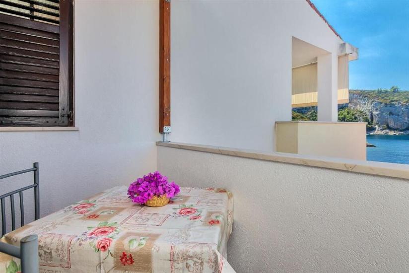 Apartment A8, for 4 persons