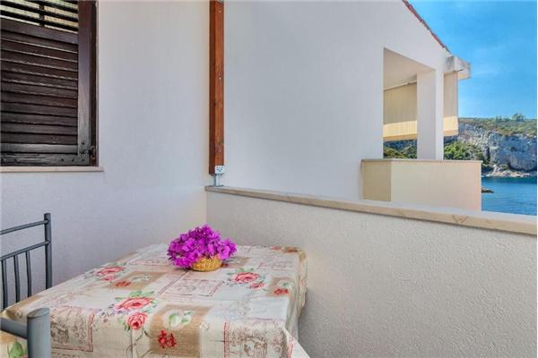 Apartment A8, for 4 persons