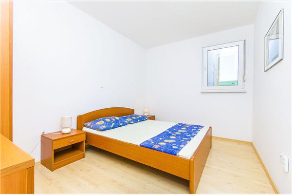 Apartment A1, for 6 persons