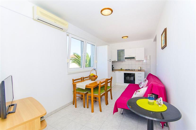 Apartment A1, for 6 persons