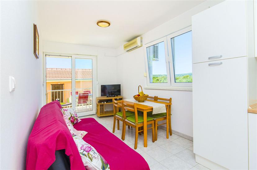 Apartment A1, for 6 persons