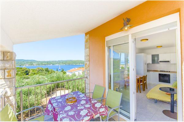 Apartment A4, for 6 persons