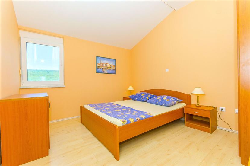 Apartment A5, for 6 persons
