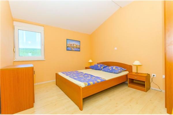 Apartment A5, for 6 persons