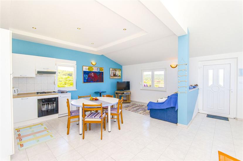 Apartment A5, for 6 persons