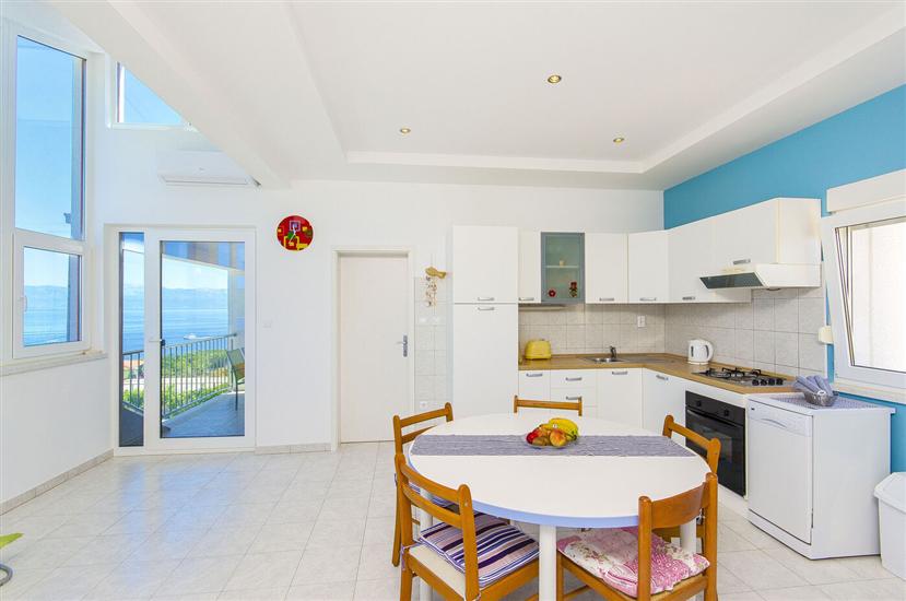 Apartment A5, for 6 persons