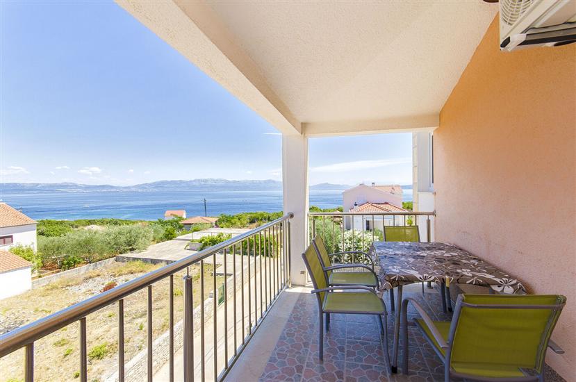 Apartment A5, for 6 persons