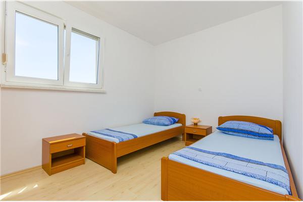 Apartment A3, for 5 persons