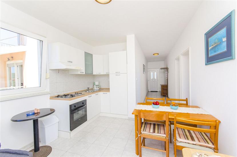 Apartment A3, for 5 persons