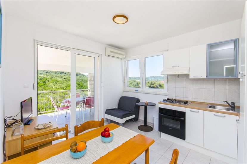 Apartment A3, for 5 persons