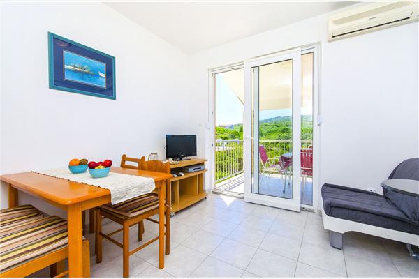 Apartment A3, for 5 persons