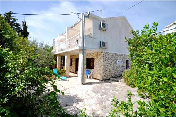 Apartment A1, for 3 persons