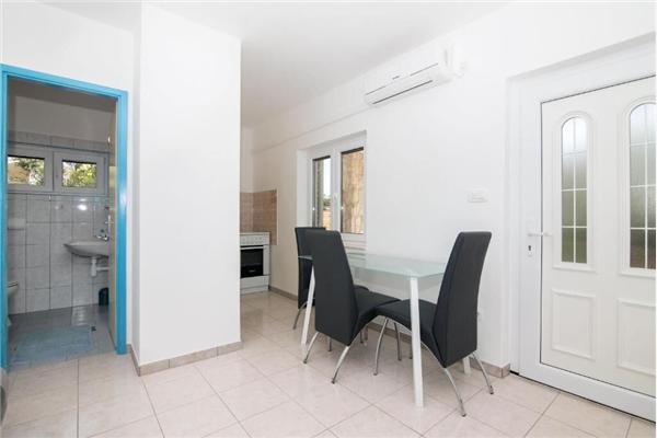 Apartment A1, for 3 persons