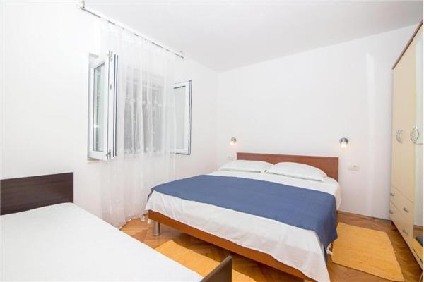 Apartment A1, for 3 persons