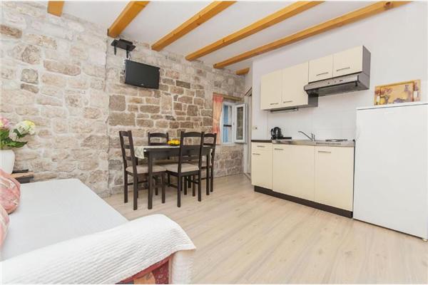 Apartment A2, for 4 persons