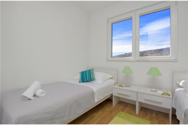 House K1, for 8 persons