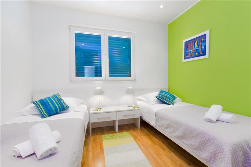 House K1, for 8 persons