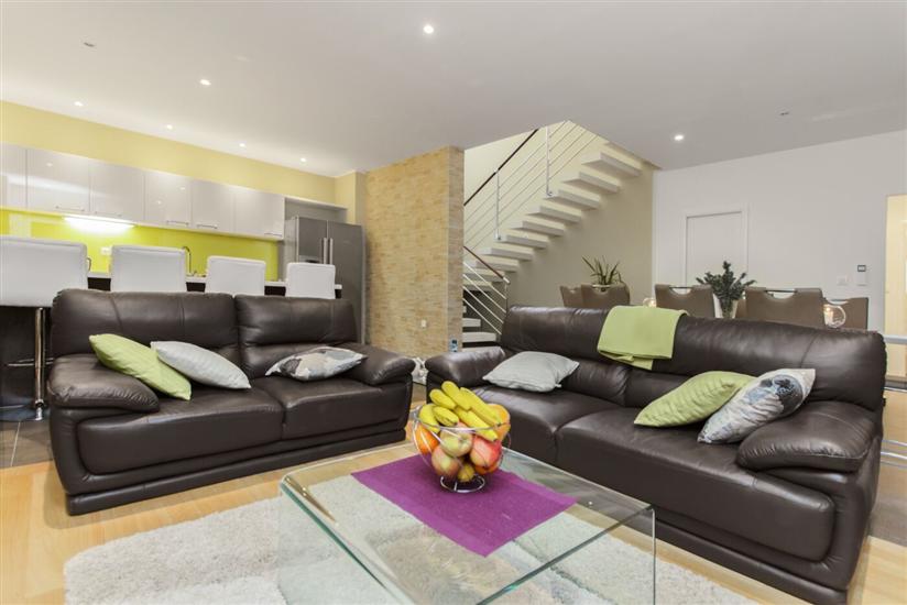 House K1, for 8 persons