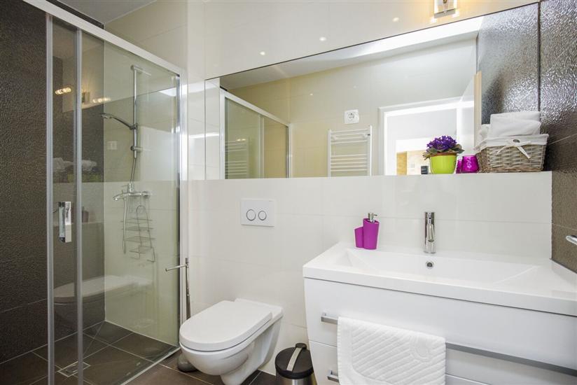 House K1, for 8 persons