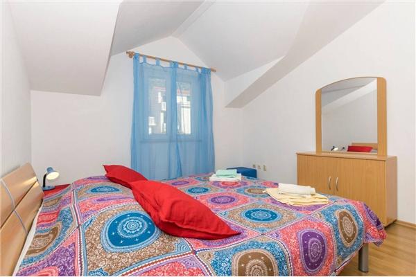 Apartment A4, for 4 persons