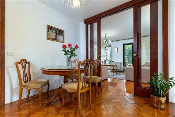 Hiša K1, na 6 osebe