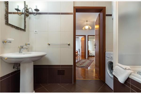 Hiša K1, na 6 osebe