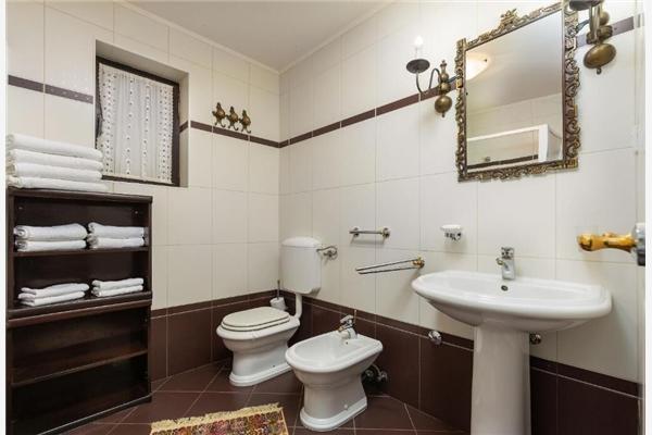 Hiša K1, na 6 osebe