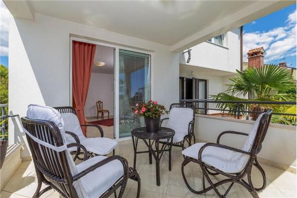 Hiša K1, na 6 osebe