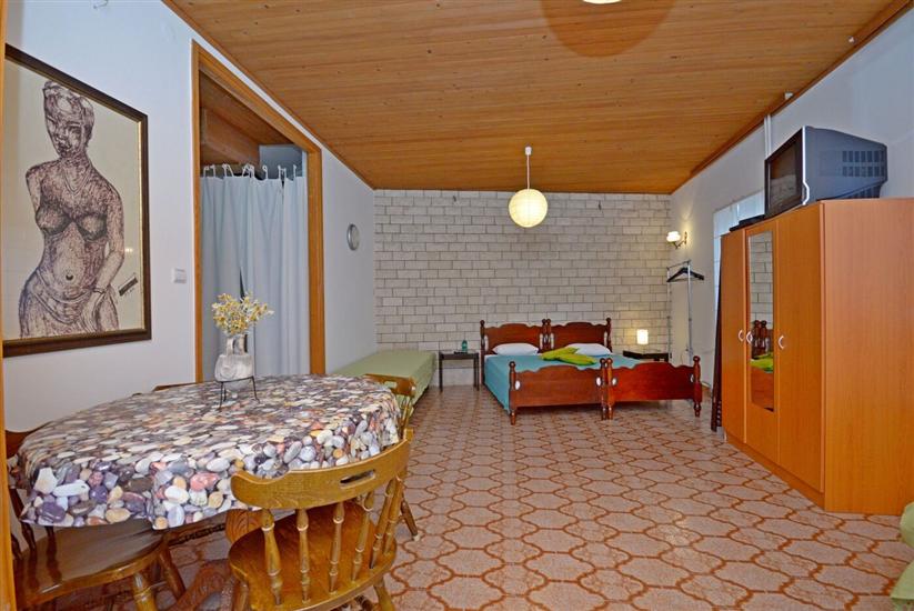 Apartment A1, for 4 persons