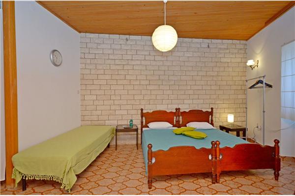 Apartment A1, for 4 persons