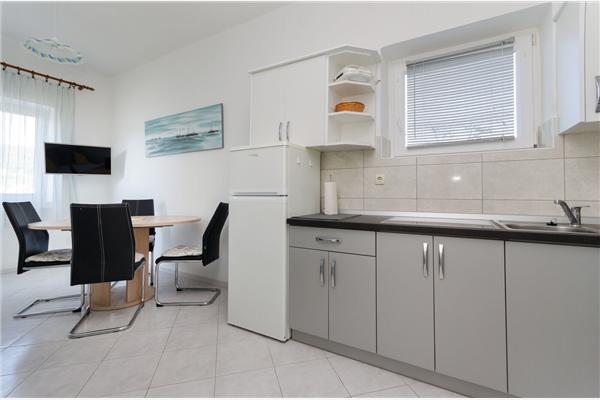 Apartment A1, for 5 persons