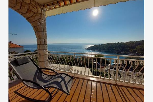 Apartment A1, for 5 persons