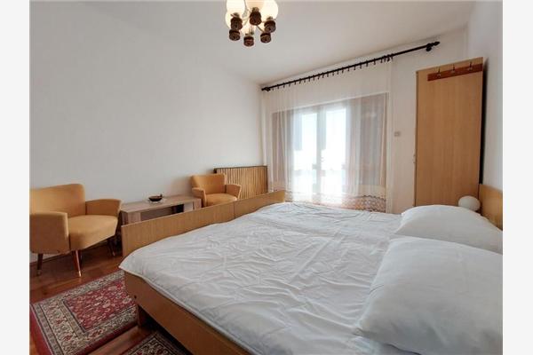 Apartment A1, for 5 persons