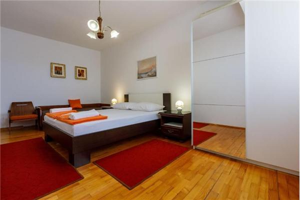 Apartment A3, for 5 persons