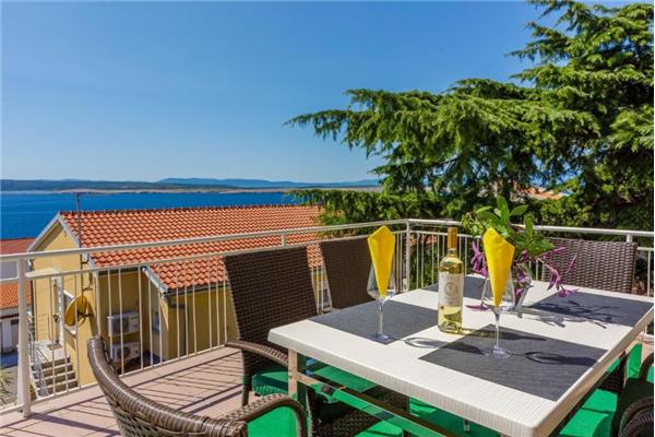 Apartment A3, for 5 persons