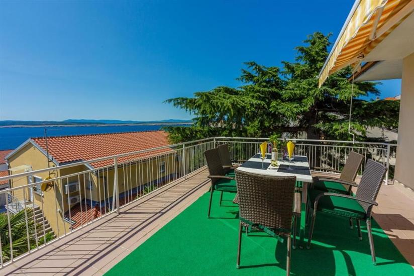 Apartment A3, for 5 persons