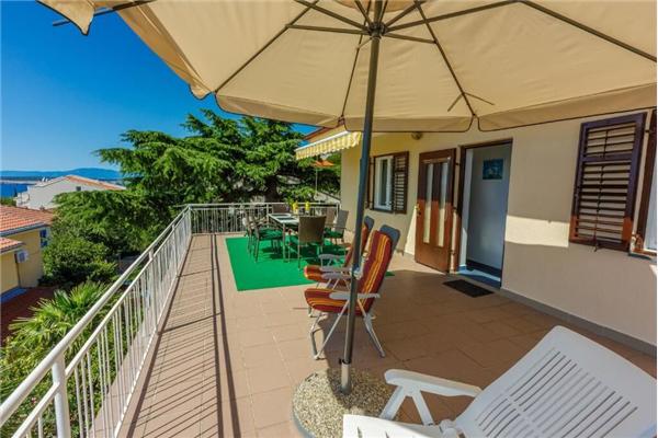 Apartment A3, for 5 persons