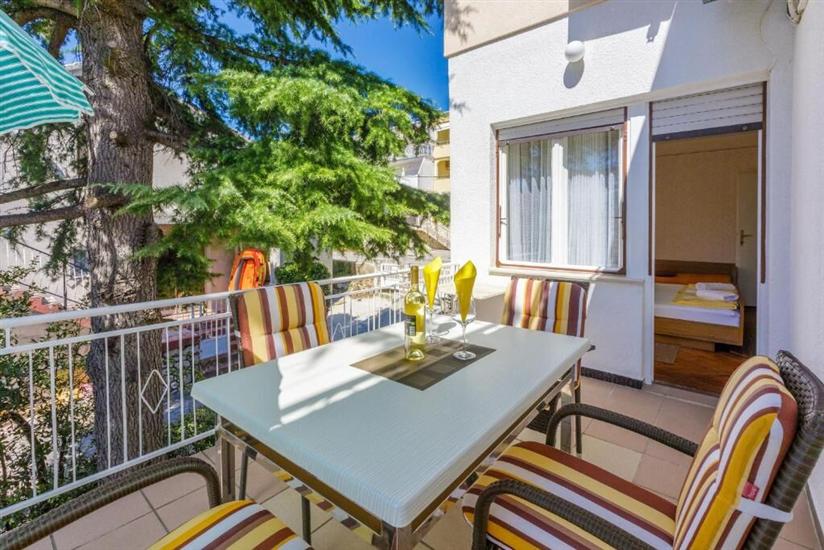 Apartment A2, for 5 persons